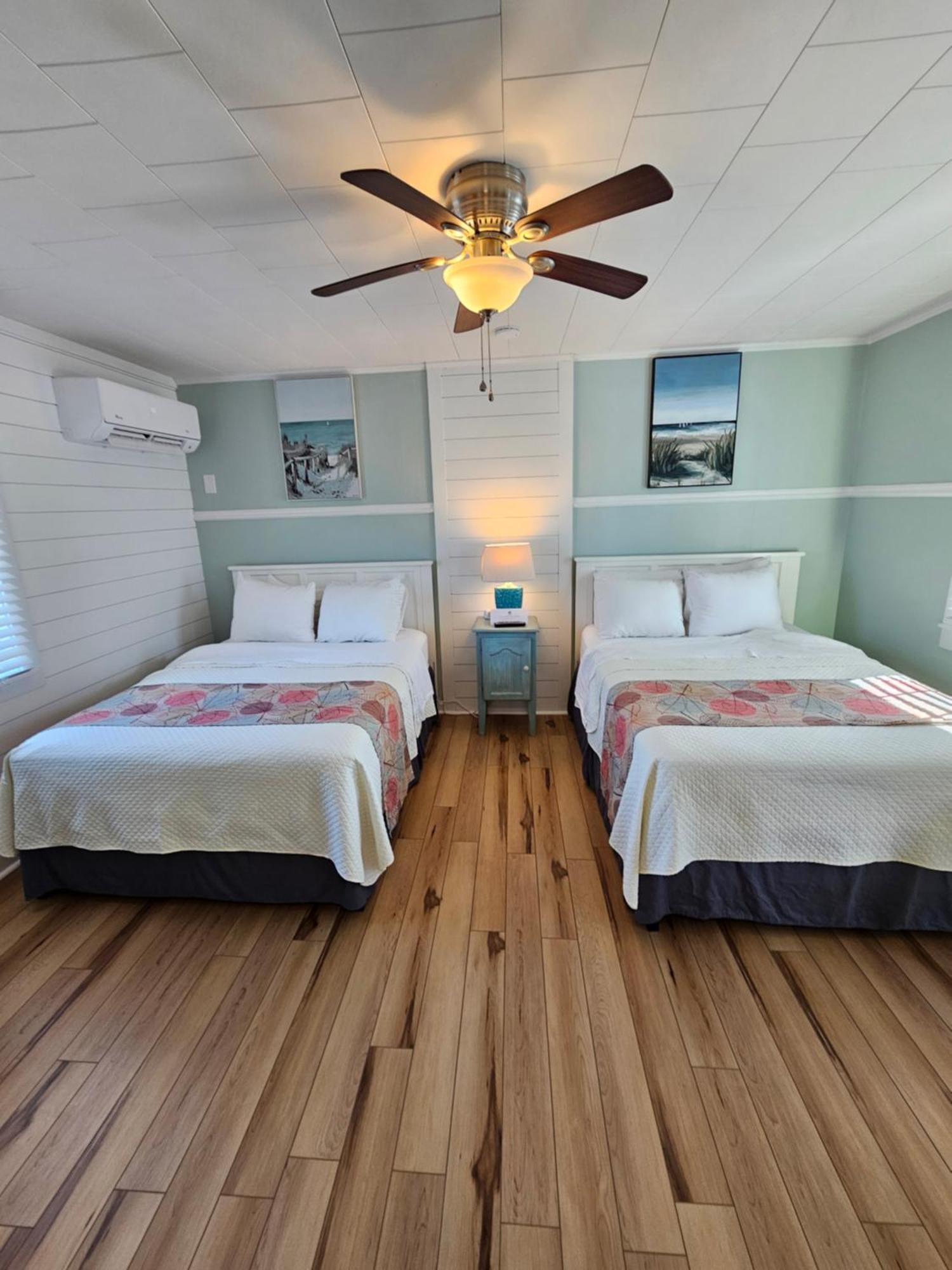 Island Guesthouse And Motel Obx Мантео Экстерьер фото